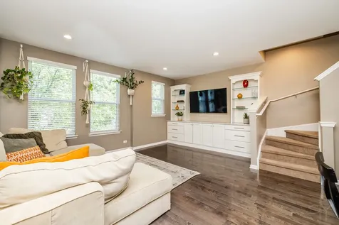 947 West 36th Street Chicago IL 60609