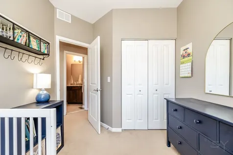 947 West 36th Street Chicago IL 60609