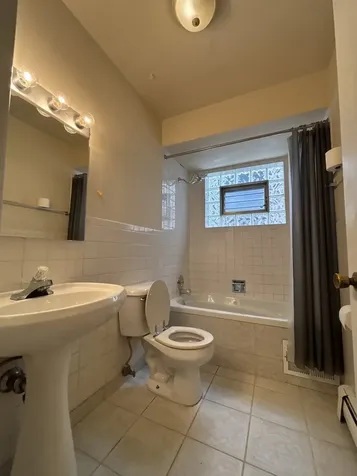 6921 North Ashland Boulevard Chicago IL 60626