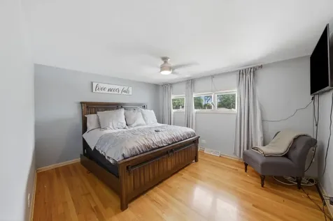 10623 Windsor Drive Westchester IL 60154