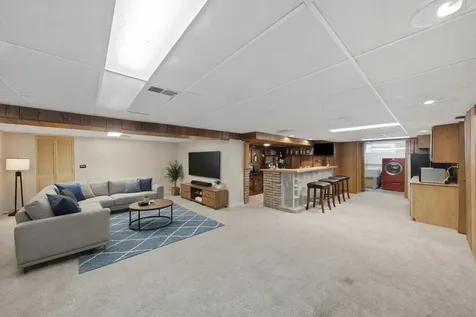 10623 Windsor Drive Westchester IL 60154