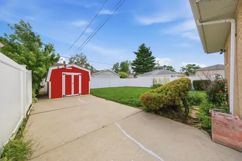 10623 Windsor Drive Westchester IL 60154