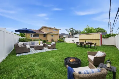 10623 Windsor Drive Westchester IL 60154