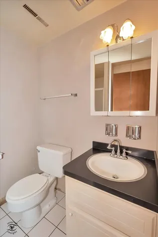 16816 Greenwood Avenue South Holland IL 60473
