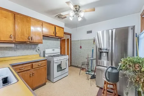5621 North Drake Avenue Chicago IL 60659