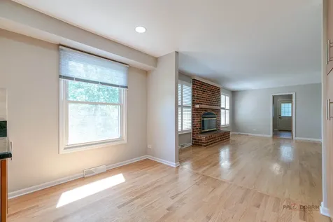 255 Lee Road Northbrook IL 60062