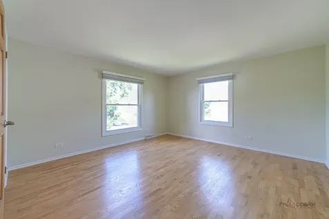 255 Lee Road Northbrook IL 60062