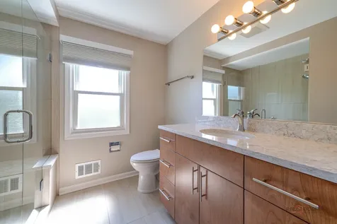255 Lee Road Northbrook IL 60062