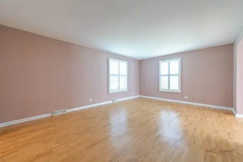 255 Lee Road Northbrook IL 60062