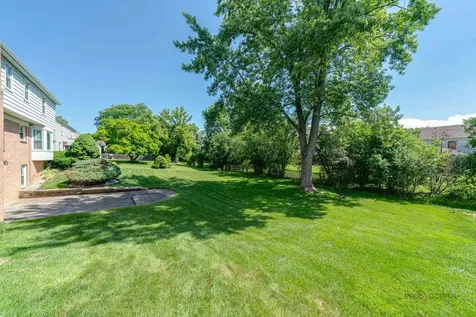 255 Lee Road Northbrook IL 60062