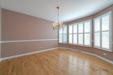 255 Lee Road Northbrook IL 60062