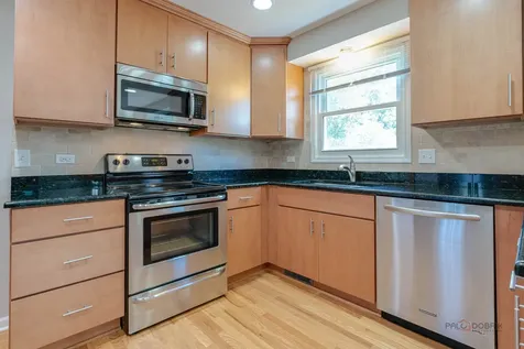 255 Lee Road Northbrook IL 60062