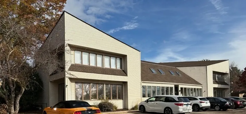 6006 Strathmoor Drive Rockford IL 61107