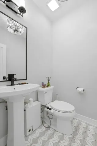 1635 North Central Park Avenue Chicago IL 60647