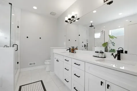 1635 North Central Park Avenue Chicago IL 60647