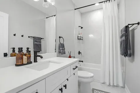1635 North Central Park Avenue Chicago IL 60647