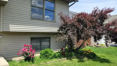 715 Cherry Tree Lane Genoa IL 60135