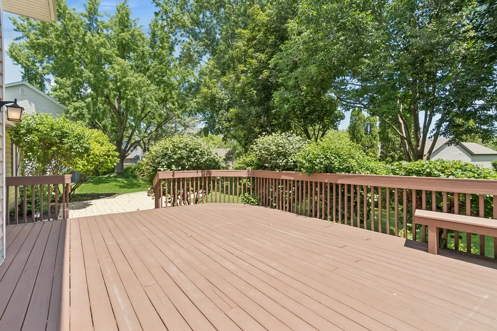 2408 Newport Drive Naperville IL 60565