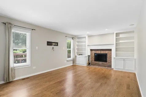2408 Newport Drive Naperville IL 60565