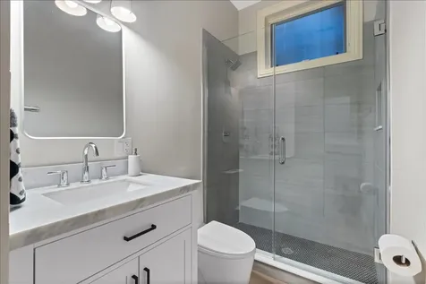 1355 West Erie Street Chicago IL 60622