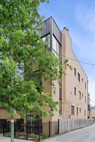 1355 West Erie Street Chicago IL 60622