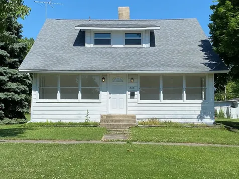 208 North Wood Street Gibson City IL 60936