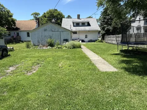 208 North Wood Street Gibson City IL 60936