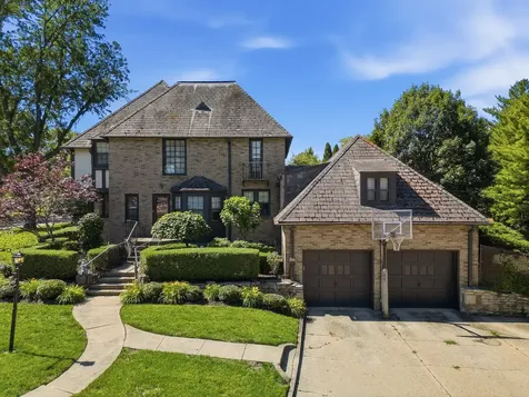 1507 Locust Street Sterling IL 61081