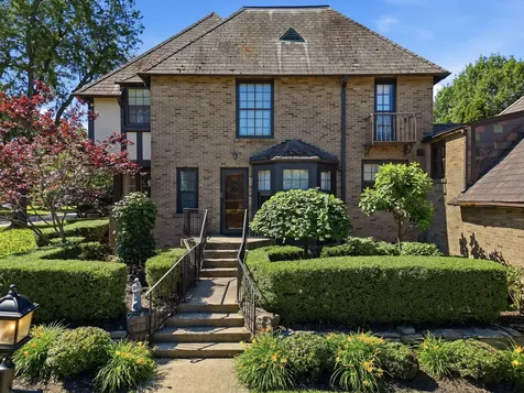 1507 Locust Street Sterling IL 61081