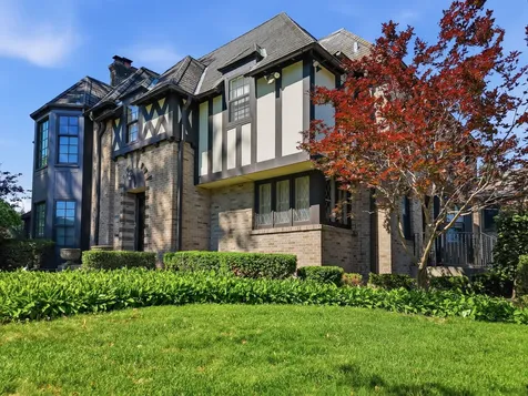 1507 Locust Street Sterling IL 61081