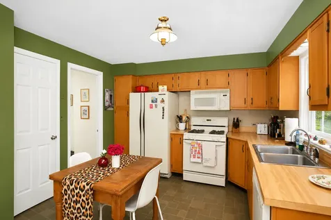 915 North Pine Avenue Arlington Heights IL 60004