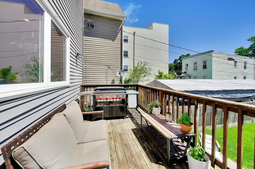 1621 North Spaulding Avenue Chicago IL 60647