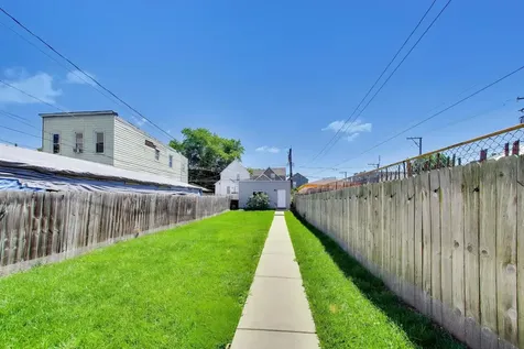 1621 North Spaulding Avenue Chicago IL 60647