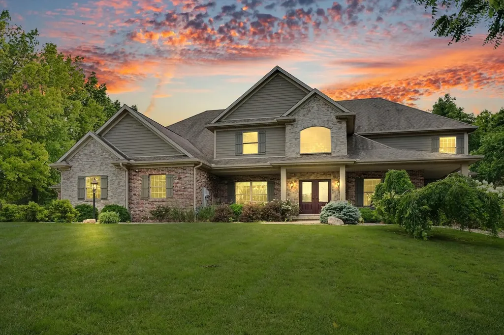 1309 Cross Creek Road Mahomet IL 61853