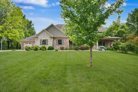 1309 Cross Creek Road Mahomet IL 61853