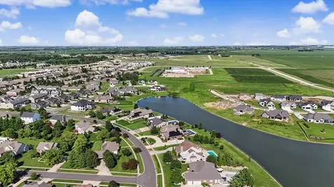 1309 Cross Creek Road Mahomet IL 61853
