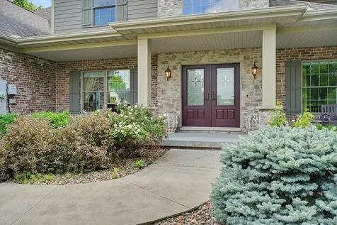 1309 Cross Creek Road Mahomet IL 61853