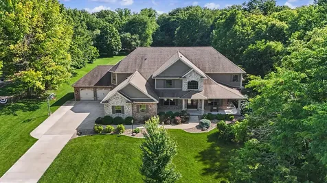 1309 Cross Creek Road Mahomet IL 61853