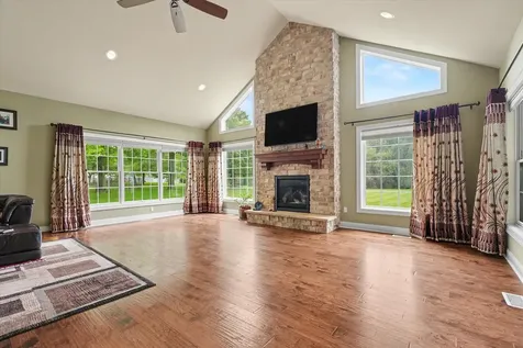 1309 Cross Creek Road Mahomet IL 61853