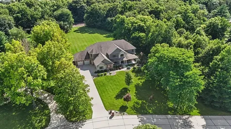 1309 Cross Creek Road Mahomet IL 61853