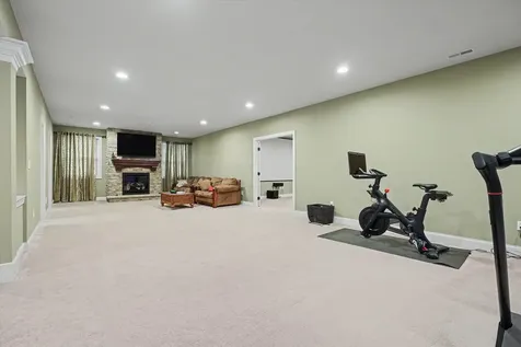 1309 Cross Creek Road Mahomet IL 61853