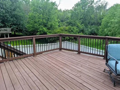 1807 Van Dyke Lane Carpentersville IL 60110