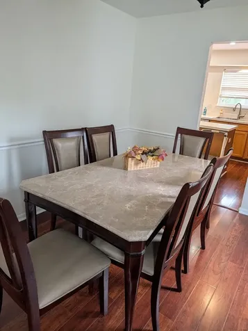 1807 Van Dyke Lane Carpentersville IL 60110