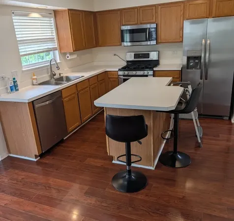 1807 Van Dyke Lane Carpentersville IL 60110