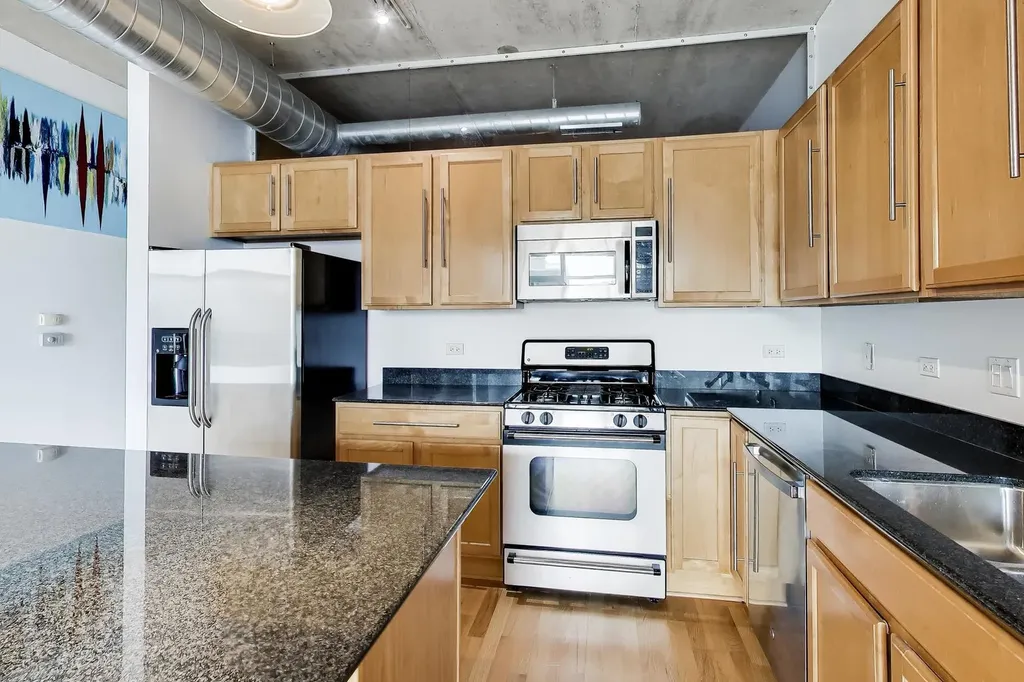 125 East 13th Street Chicago IL 60605