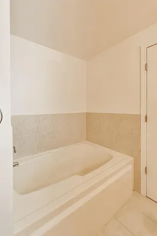 125 East 13th Street Chicago IL 60605