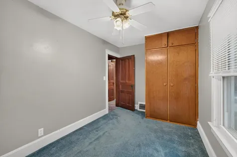 1913 10TH Street Moline IL 61265