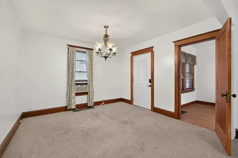1913 10TH Street Moline IL 61265