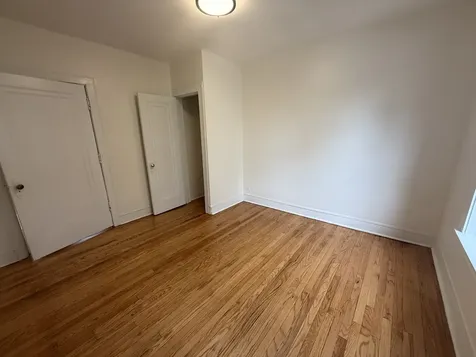 7353 North Damen Avenue Chicago IL 60645