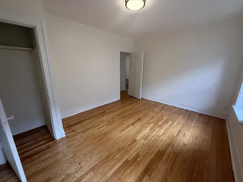 7353 North Damen Avenue Chicago IL 60645
